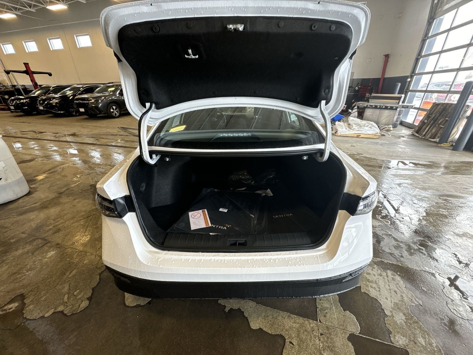 2026 Nissan Sentra SV Convivence Package