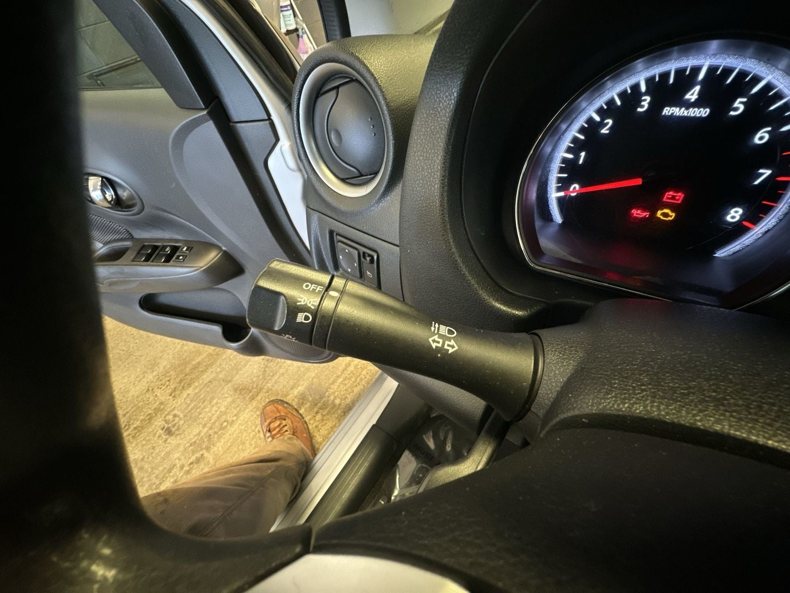 2019 Nissan Versa 1.6 SV