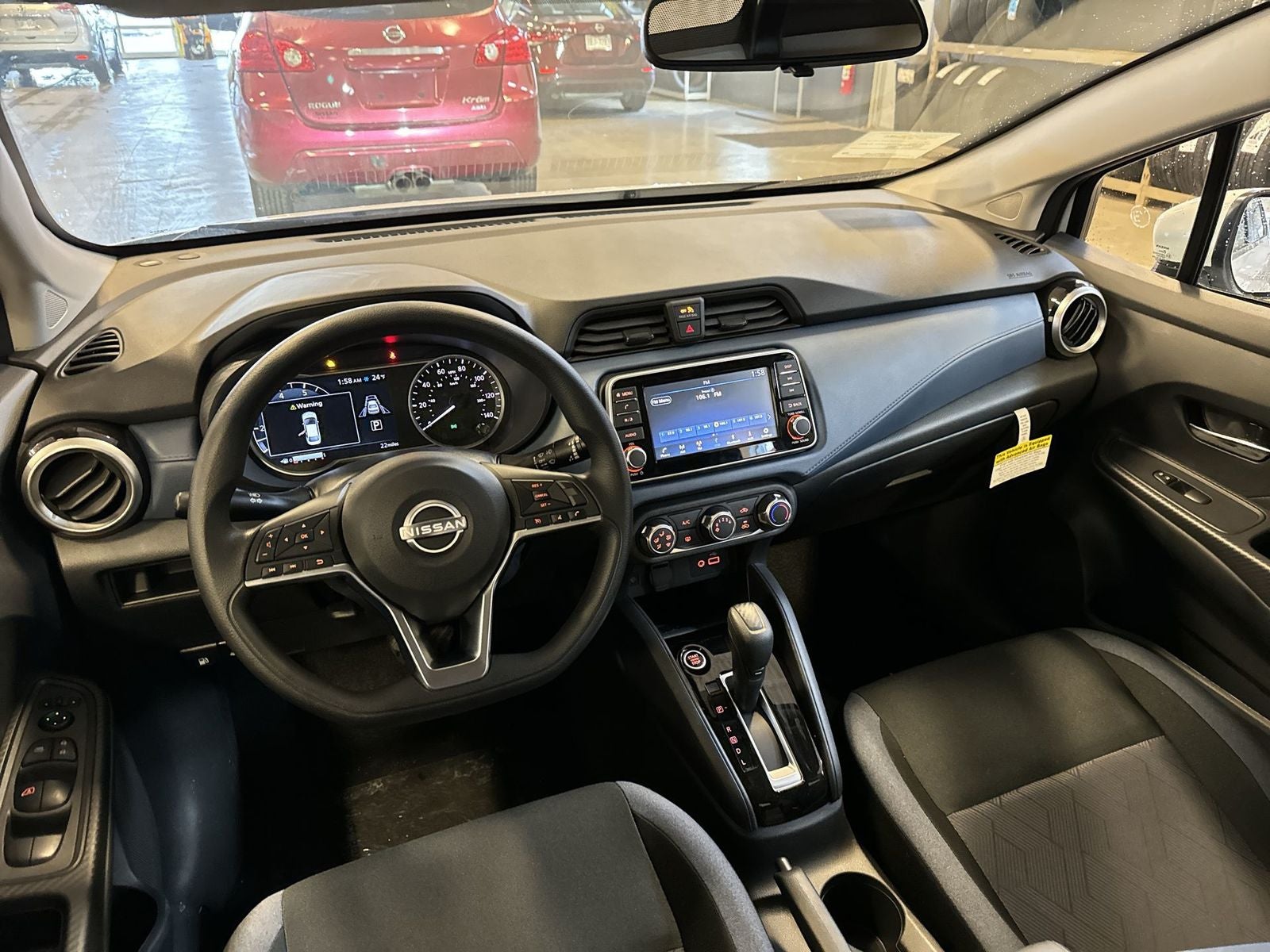 2025 Nissan Versa 1.6 SV