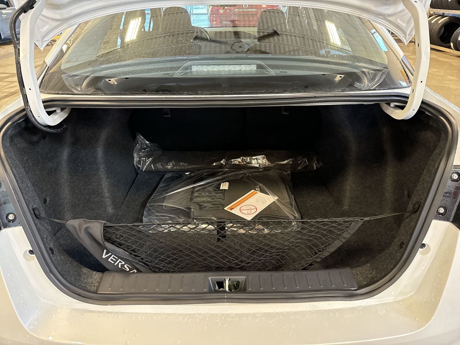 2025 Nissan Versa 1.6 SV