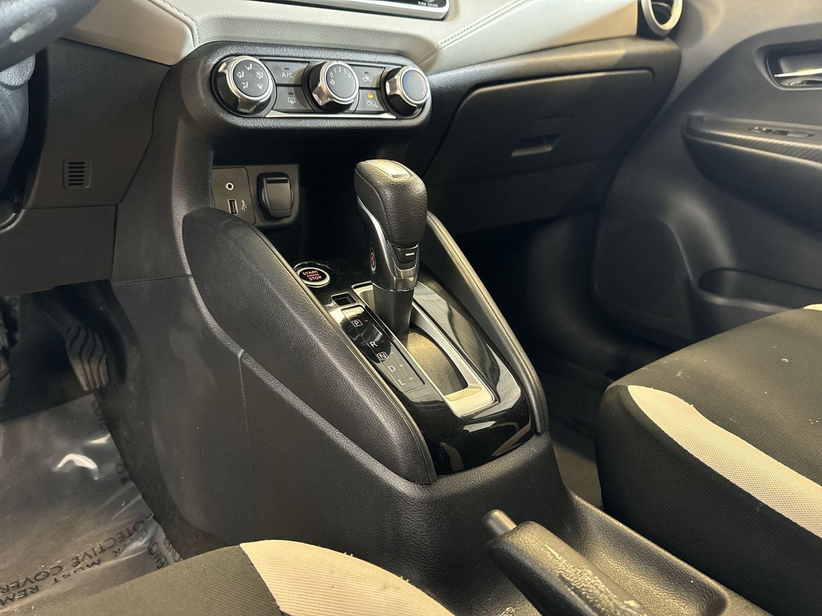 2021 Nissan Versa 1.6 SV