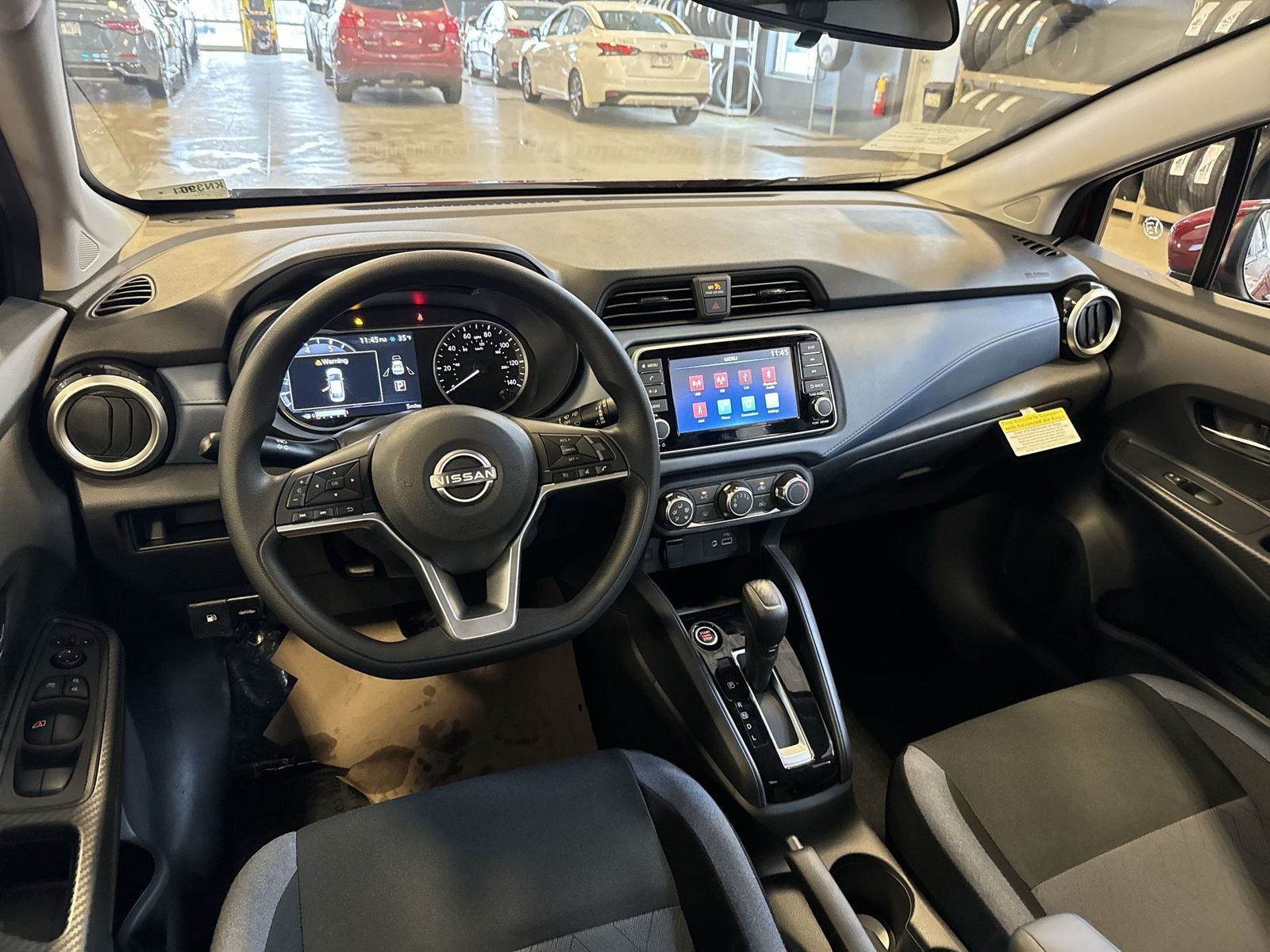 2025 Nissan Versa 1.6 SV