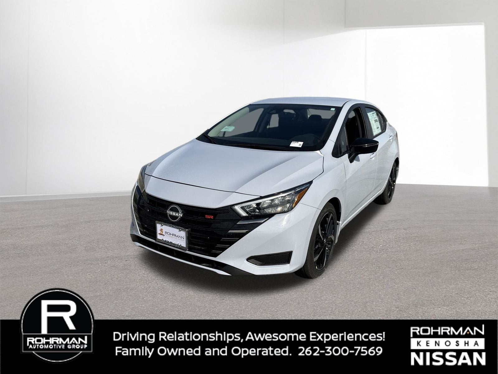 2025 Nissan Versa 1.6 SR