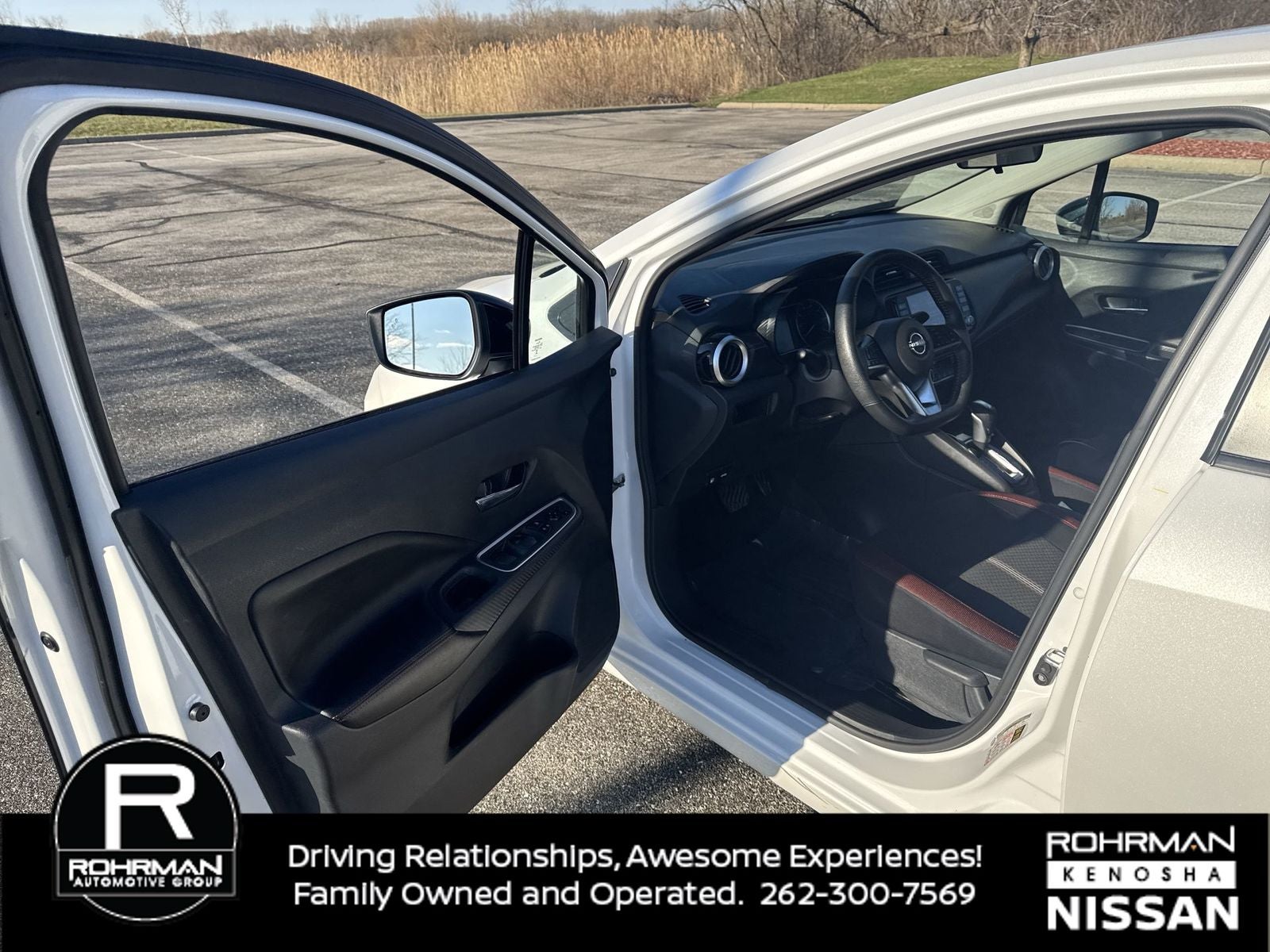 2025 Nissan Versa 1.6 SR