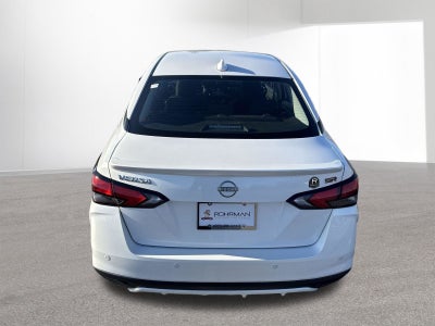 2025 Nissan Versa 1.6 SR