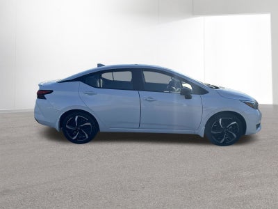 2025 Nissan Versa 1.6 SR