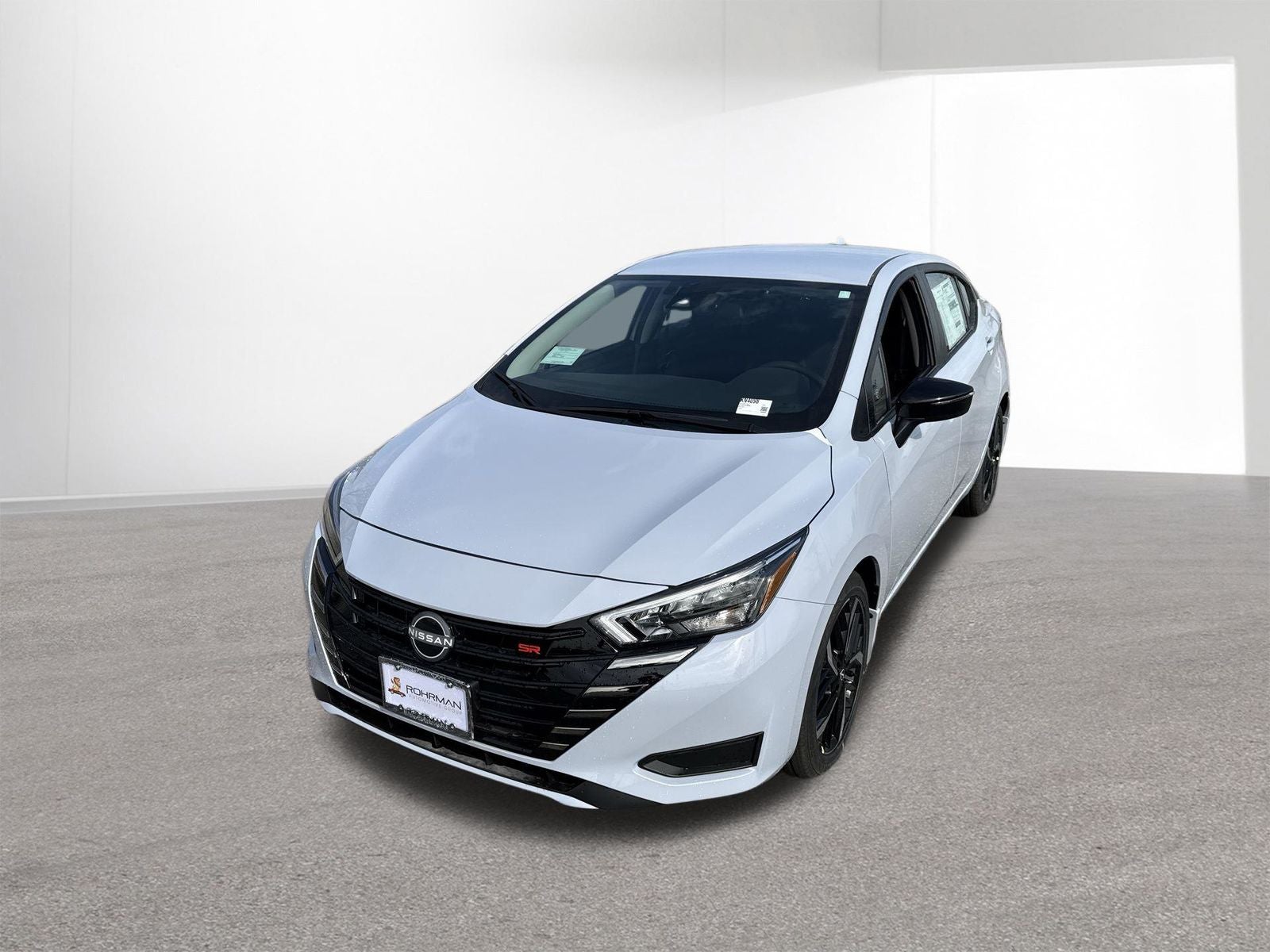 2025 Nissan Versa 1.6 SR