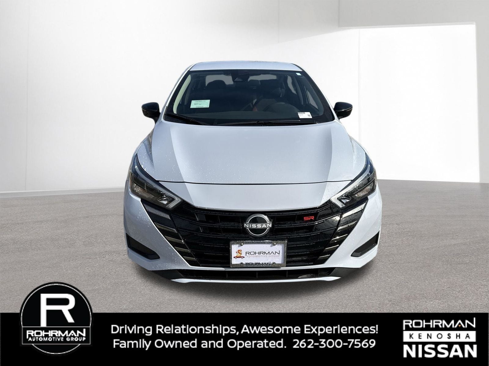 2025 Nissan Versa 1.6 SR