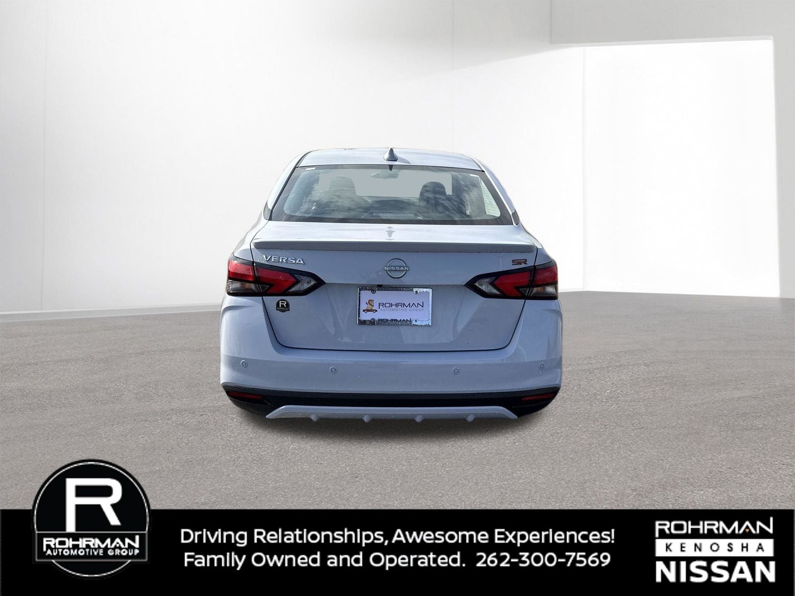 2025 Nissan Versa 1.6 SR