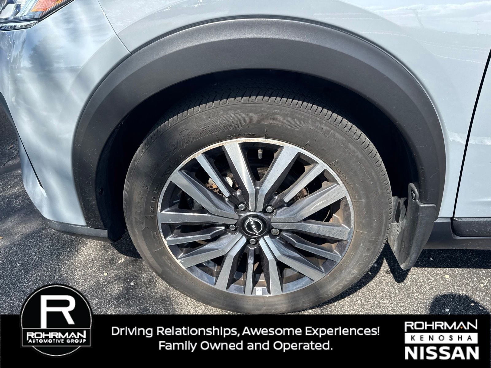 2023 Nissan Kicks SV