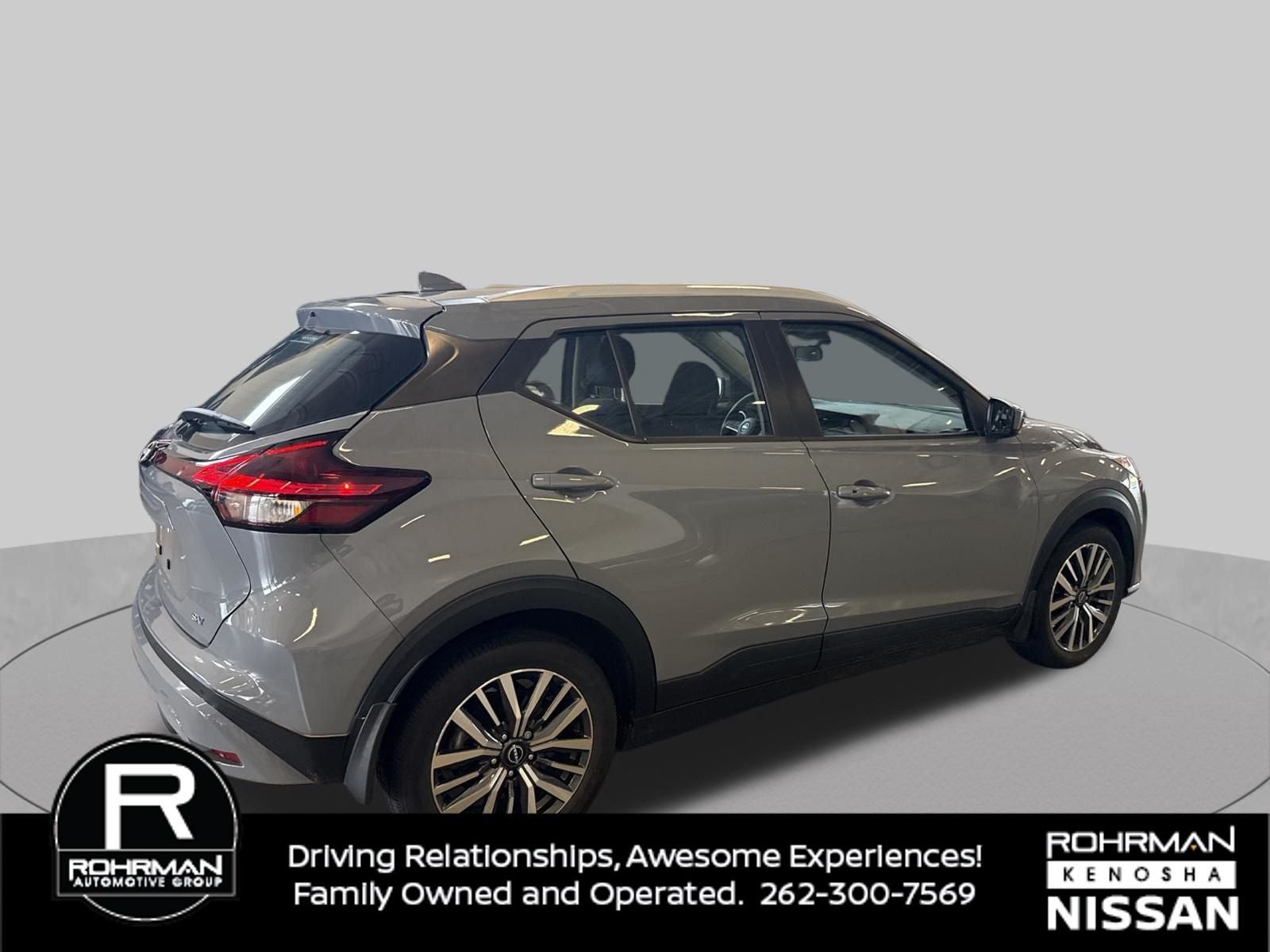 2023 Nissan Kicks SV