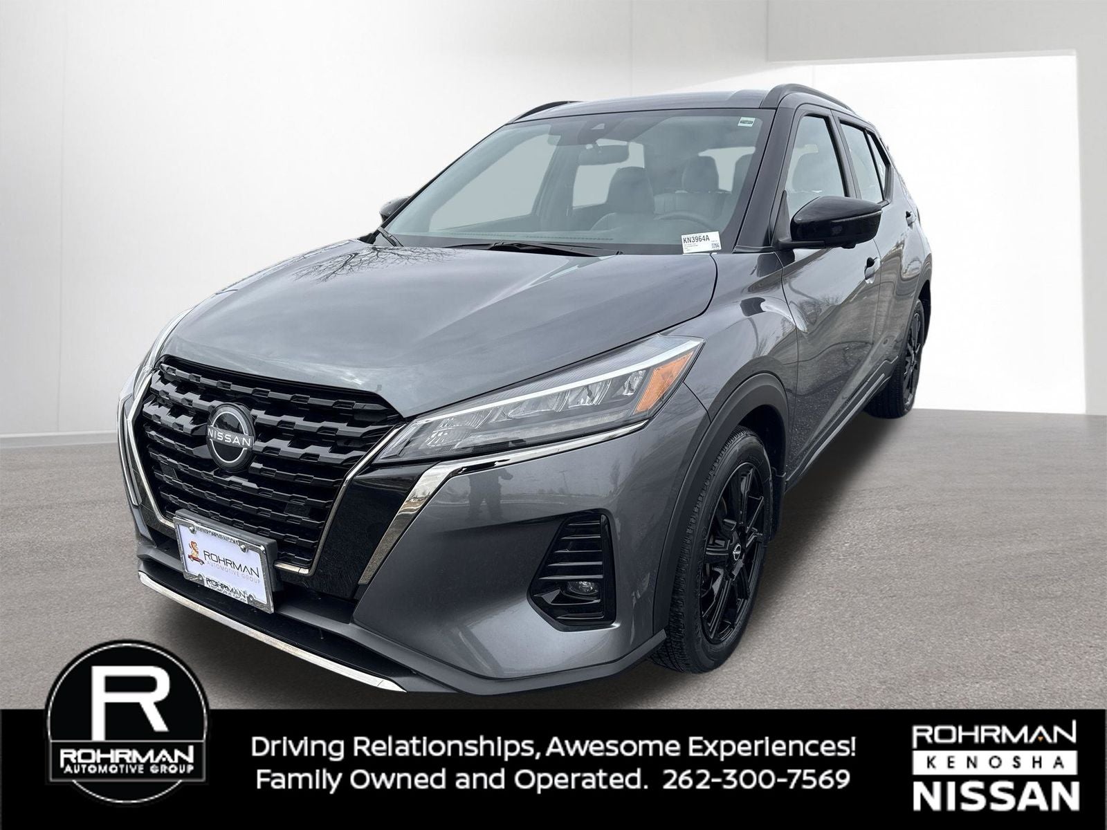 2023 Nissan Kicks SR Premium Package