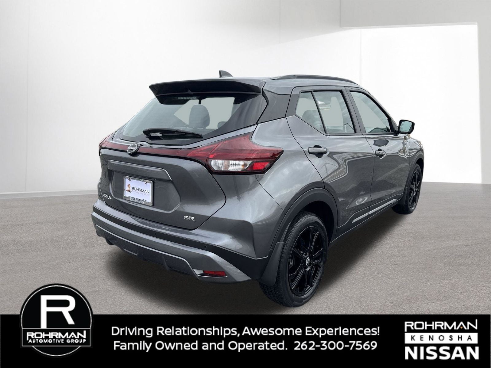 2023 Nissan Kicks SR Premium Package
