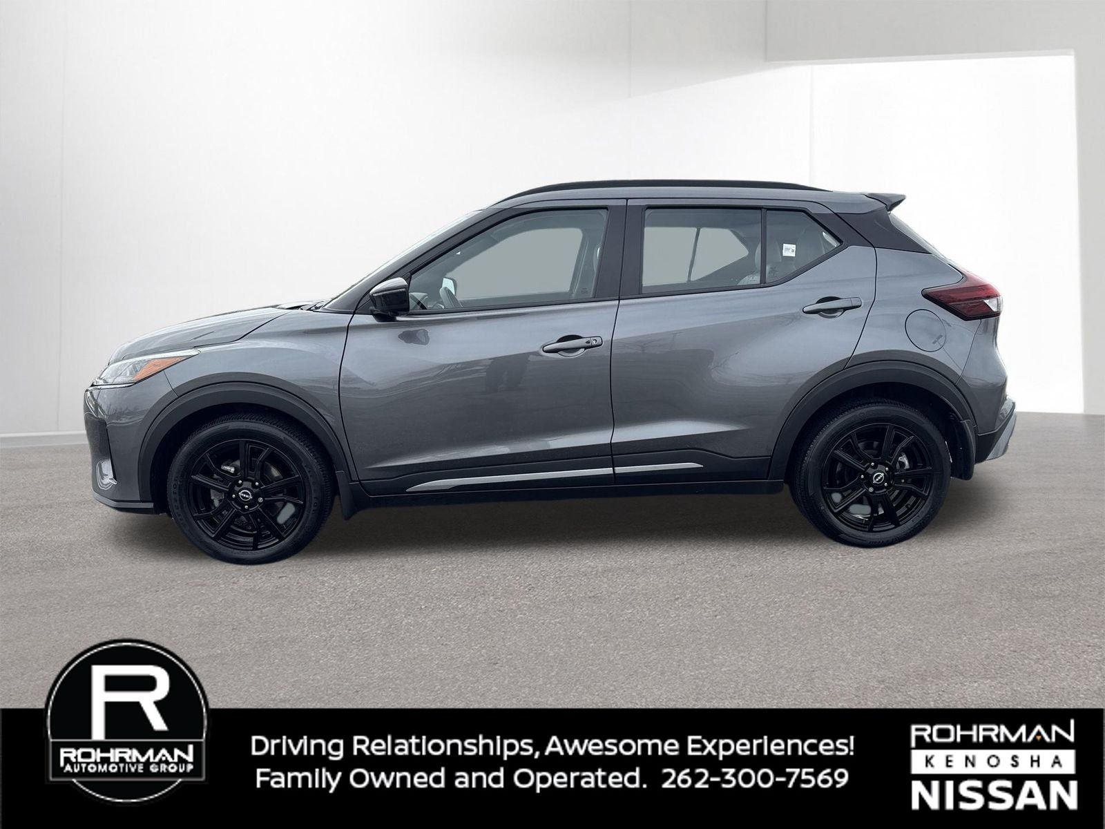 2023 Nissan Kicks SR Premium Package