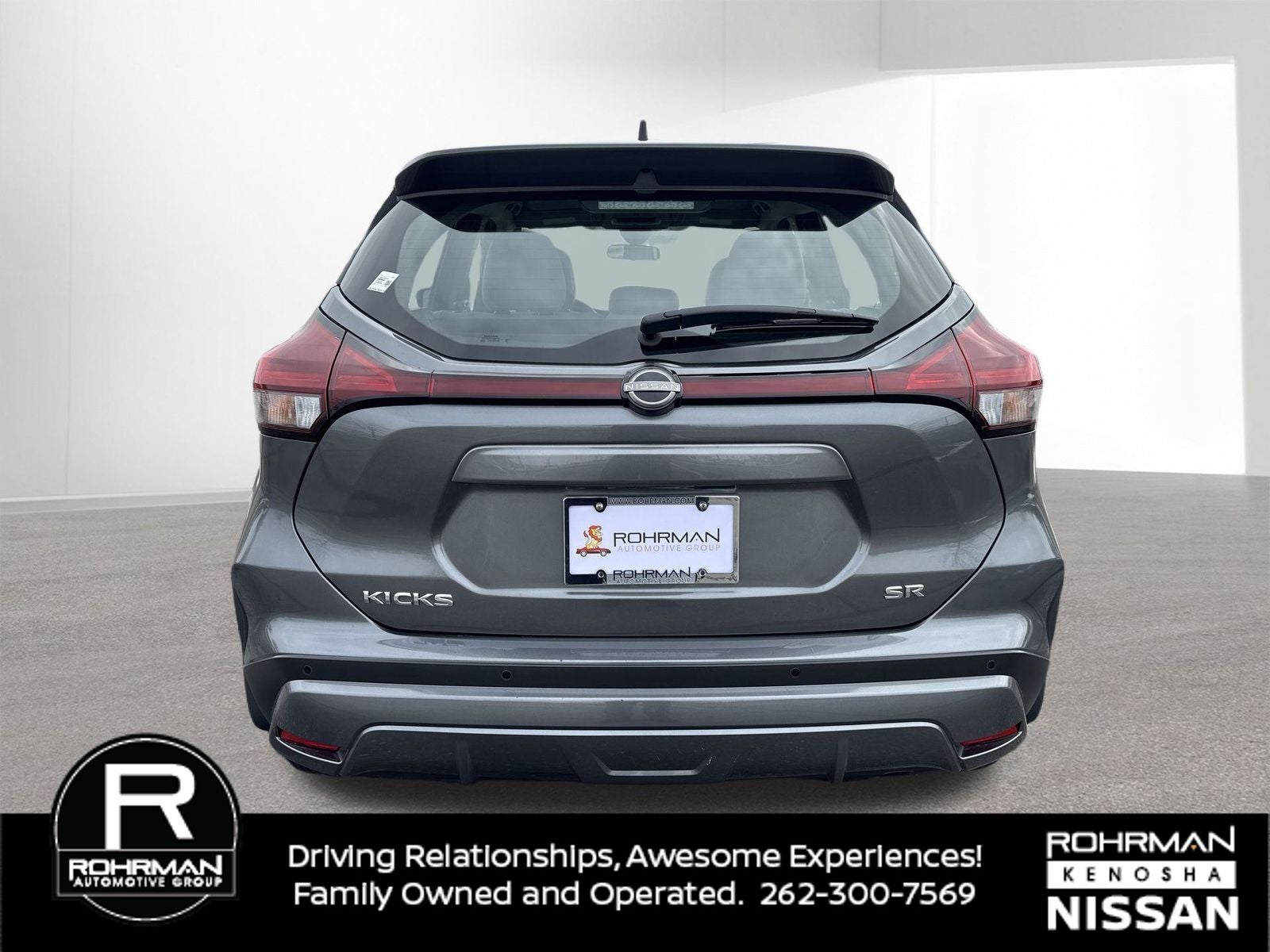 2023 Nissan Kicks SR Premium Package
