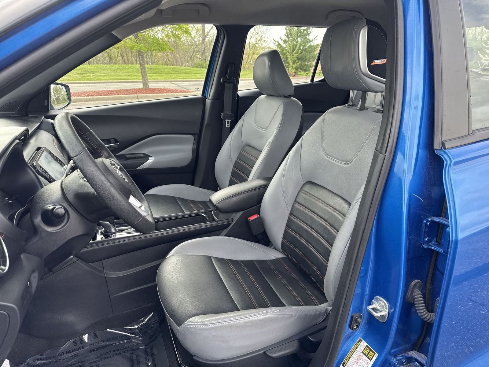 2023 Nissan Kicks SR