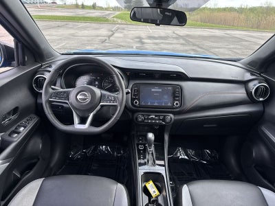 2023 Nissan Kicks SR