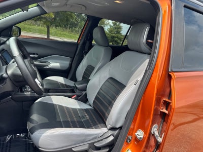 2022 Nissan Kicks SR