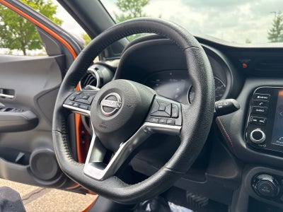 2022 Nissan Kicks SR