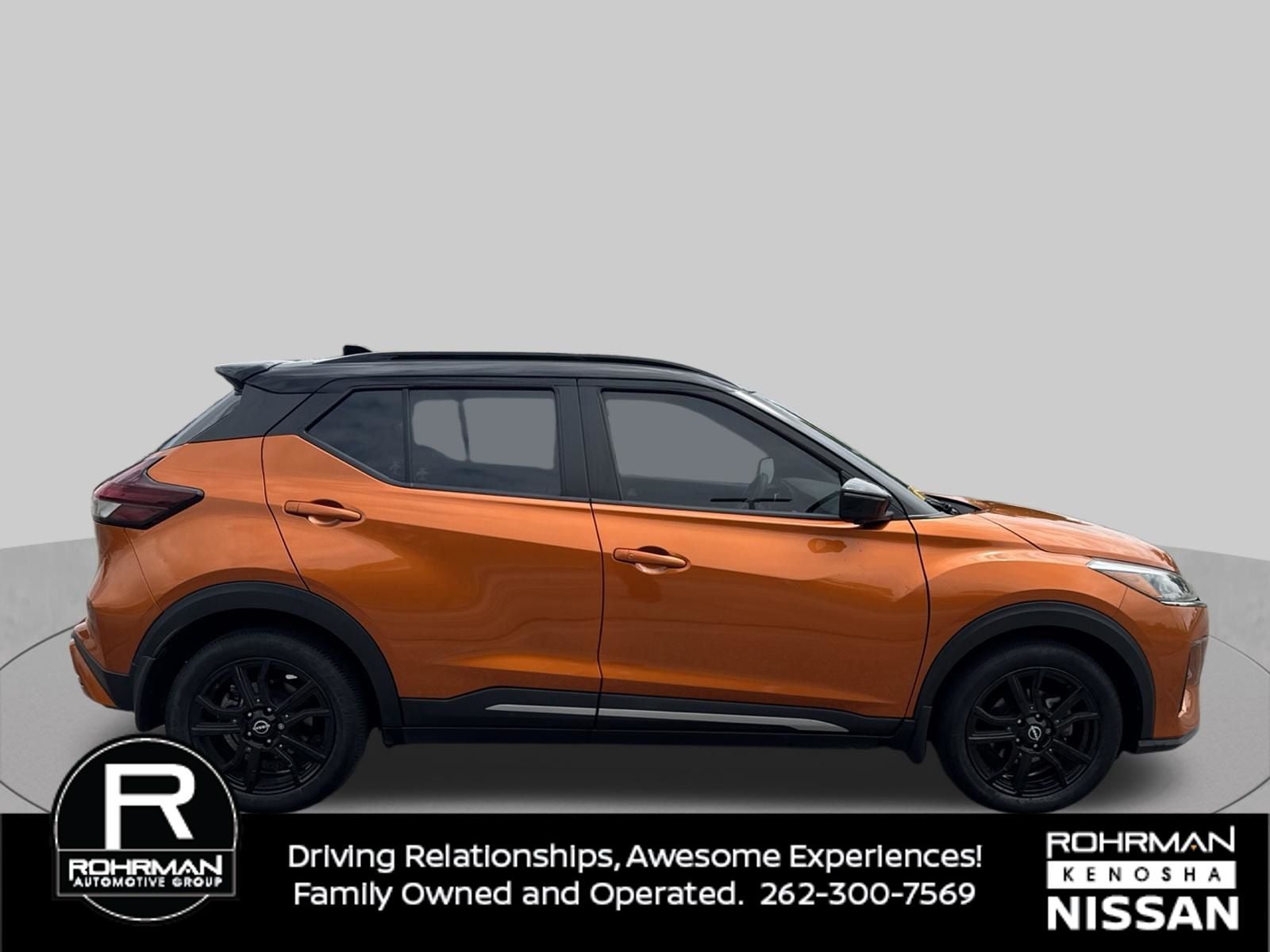 2022 Nissan Kicks SR