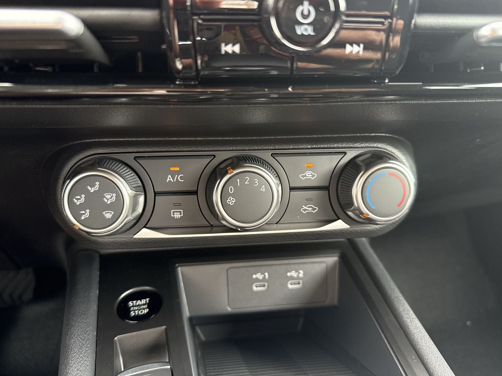 2026 Nissan Kicks S AWD