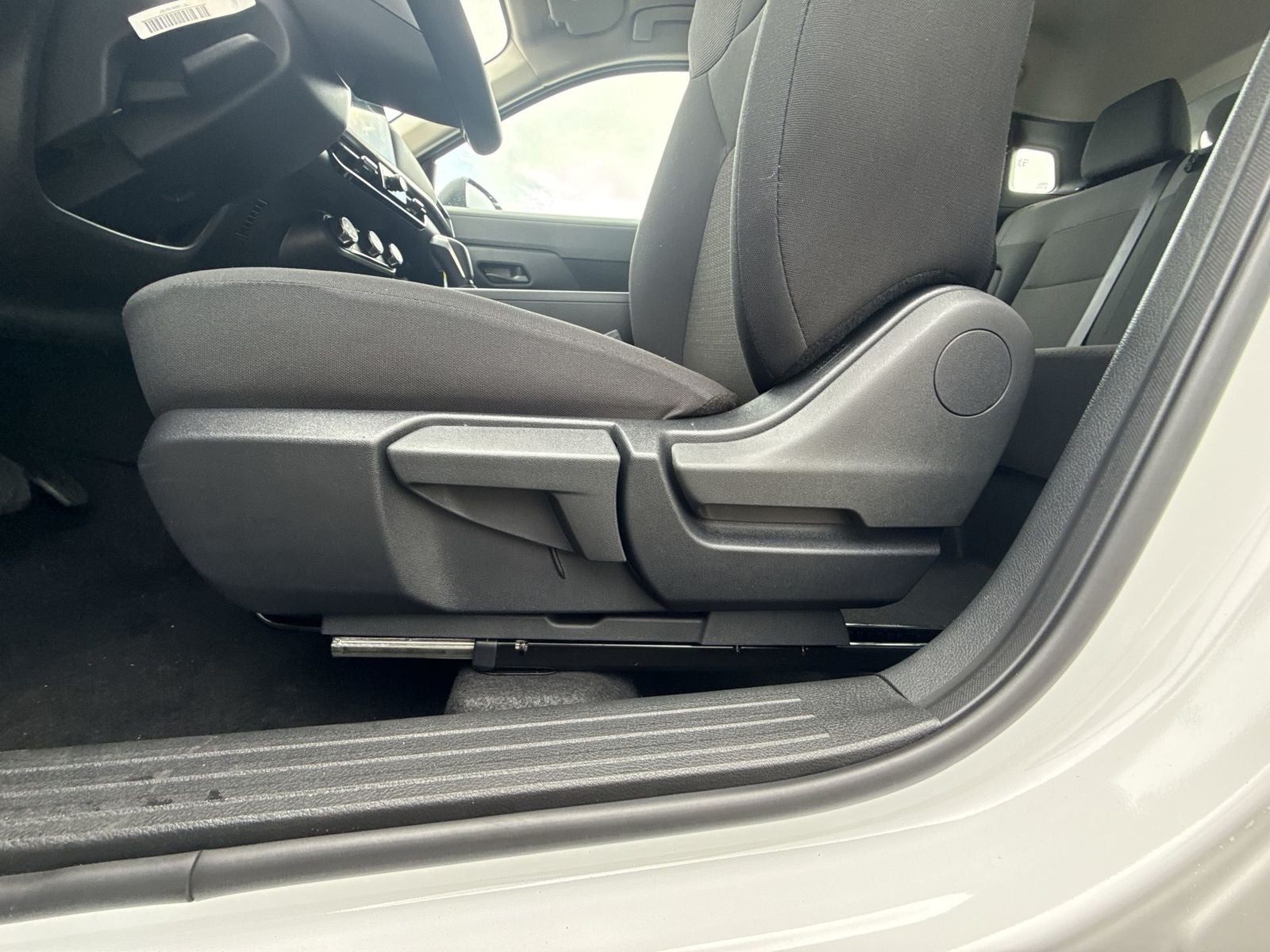 2026 Nissan Kicks S AWD