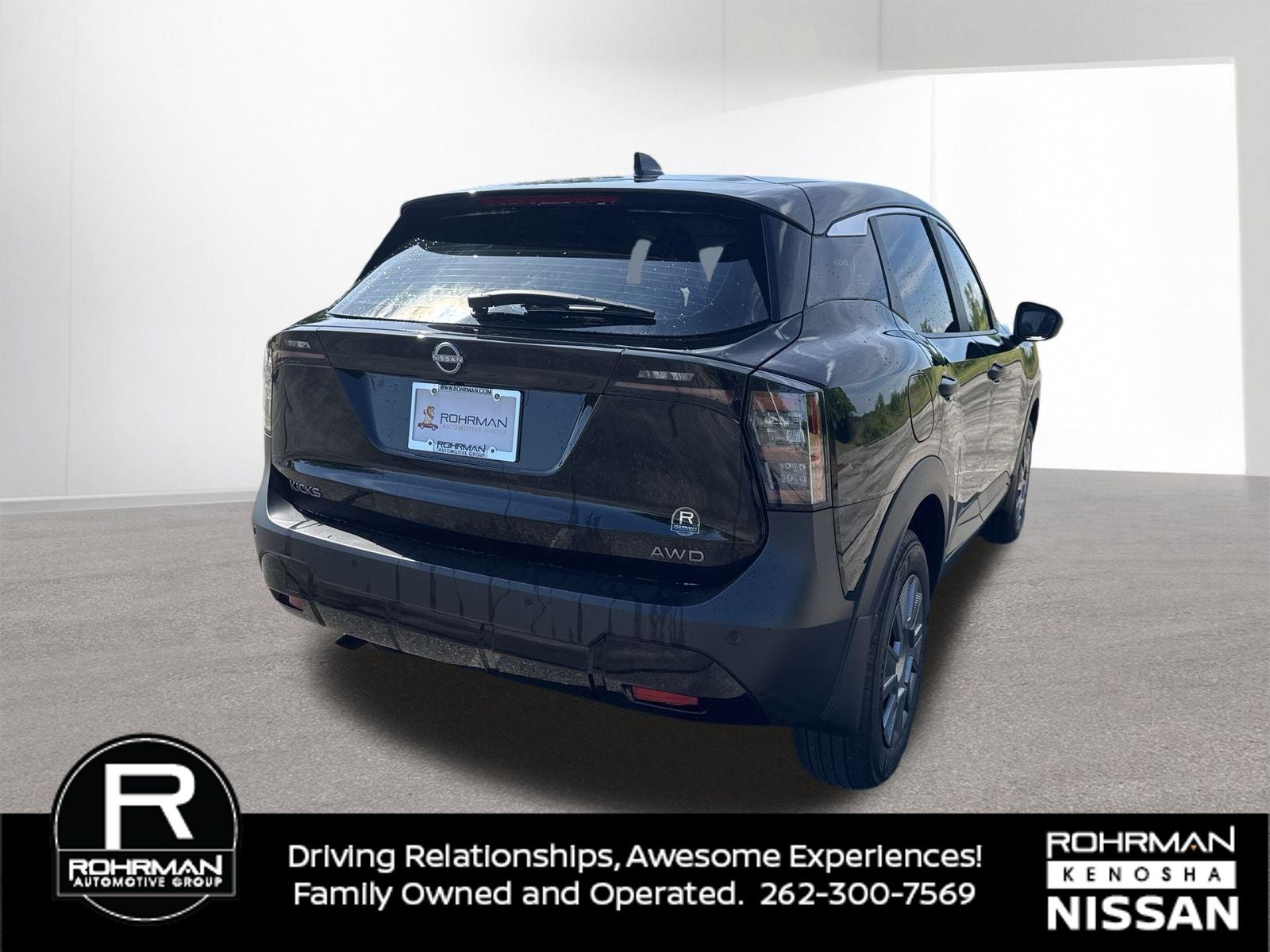 2025 Nissan Kicks S