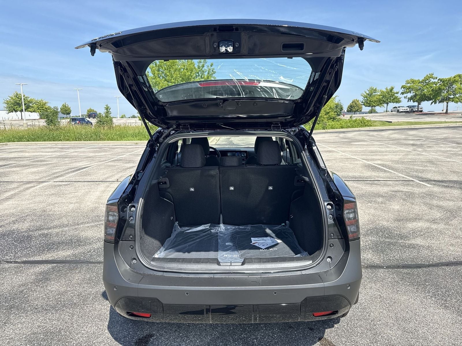 2026 Nissan Kicks S
