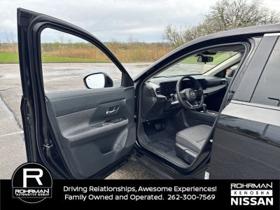 2025 Nissan Kicks SV