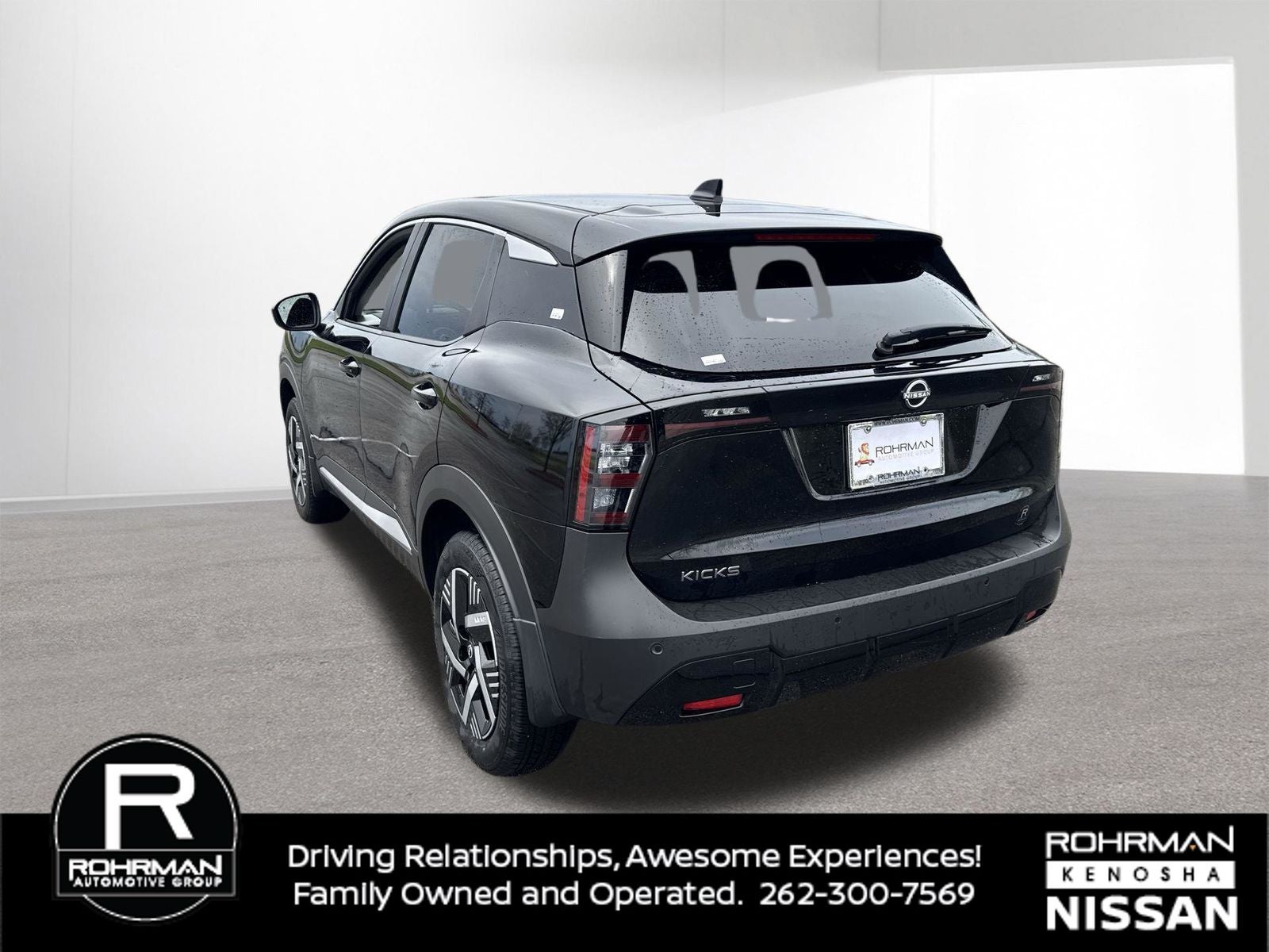 2025 Nissan Kicks SV