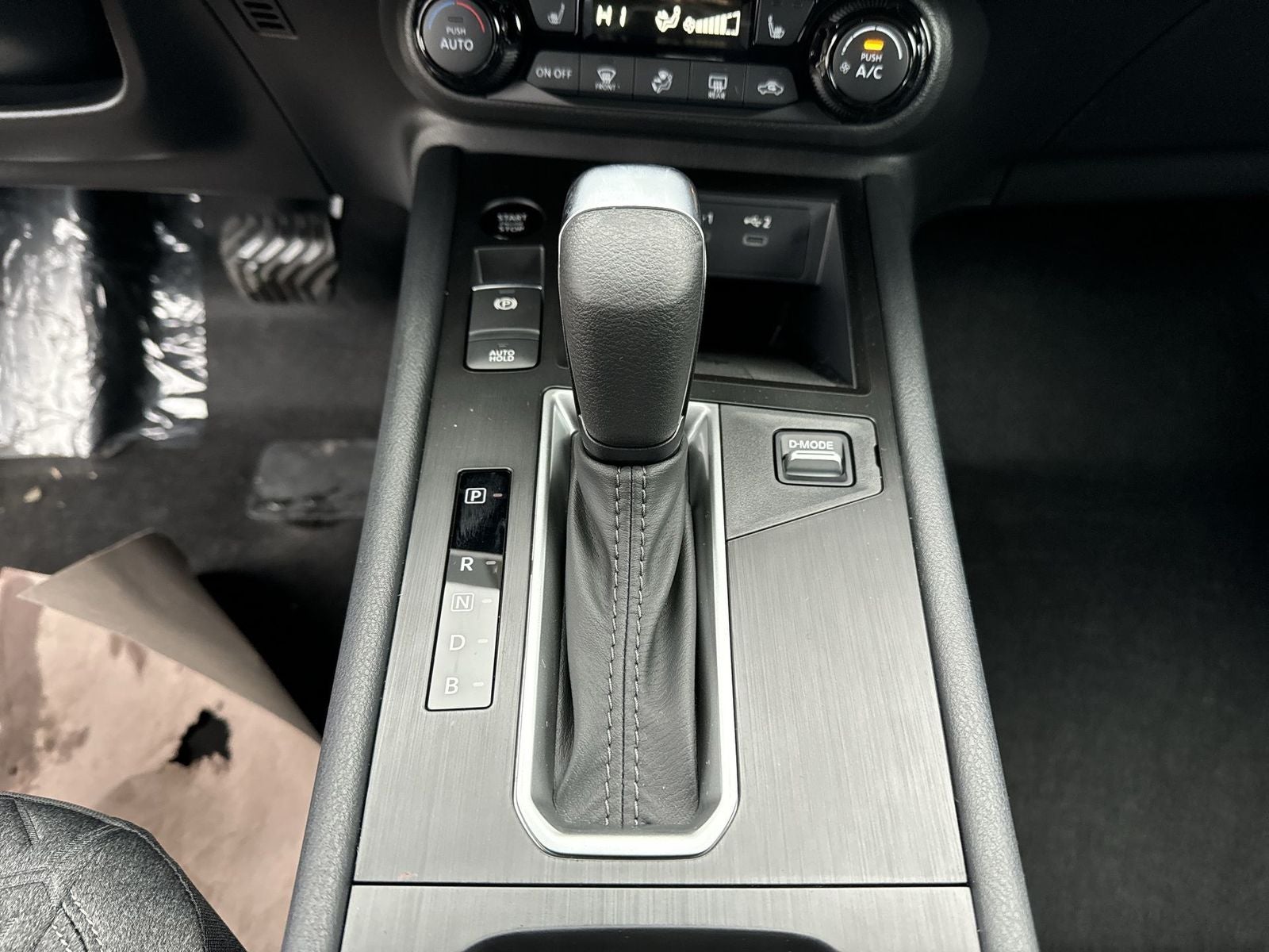 2026 Nissan Kicks SV AWD Premium Package