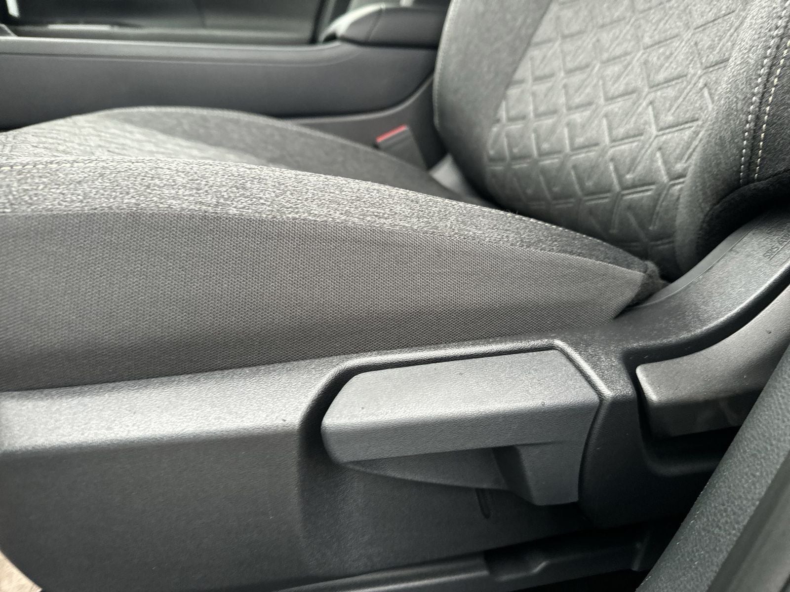 2026 Nissan Kicks SV AWD Premium Package