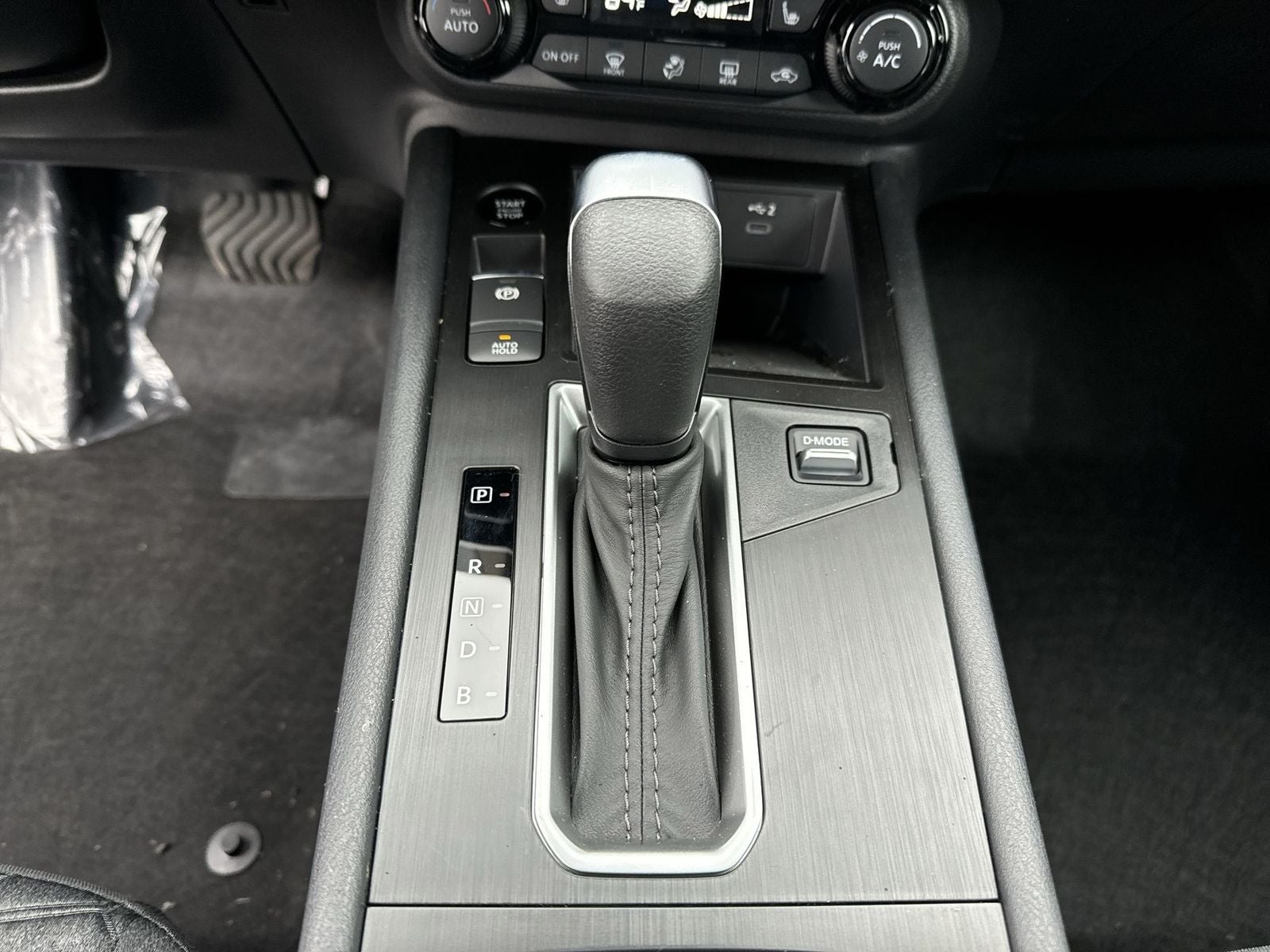 2026 Nissan Kicks SV AWD Premium Package