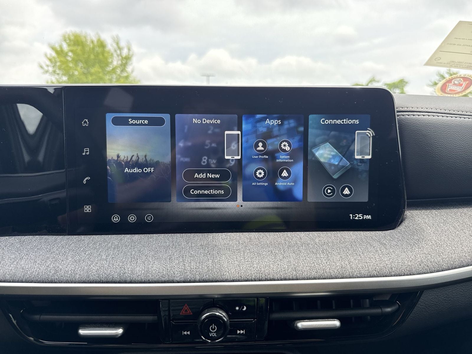 2026 Nissan Kicks SV AWD Premium Package