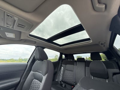 2026 Nissan Kicks SV AWD Premium Package