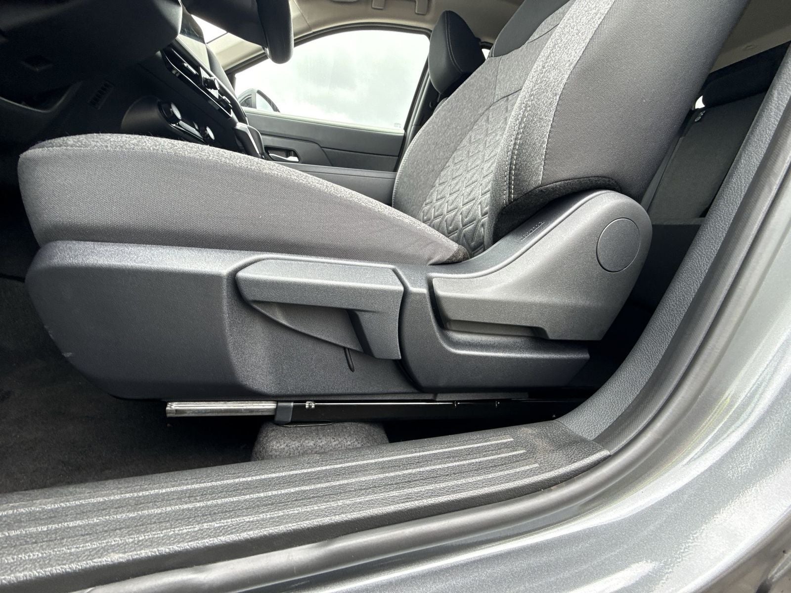 2026 Nissan Kicks SV AWD Premium Package