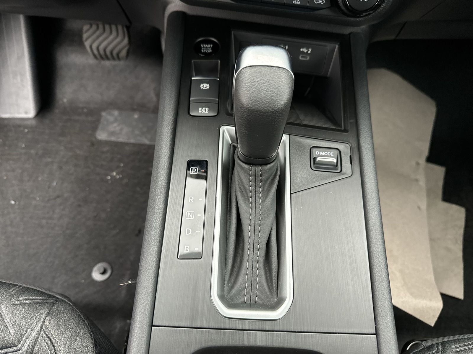 2026 Nissan Kicks SV AWD Premium Package