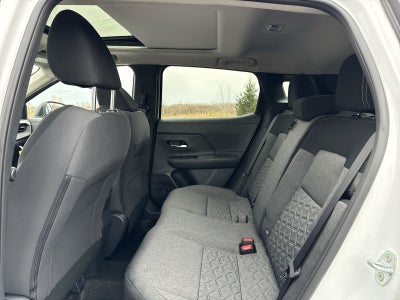 2026 Nissan Kicks SV AWD Premium Package