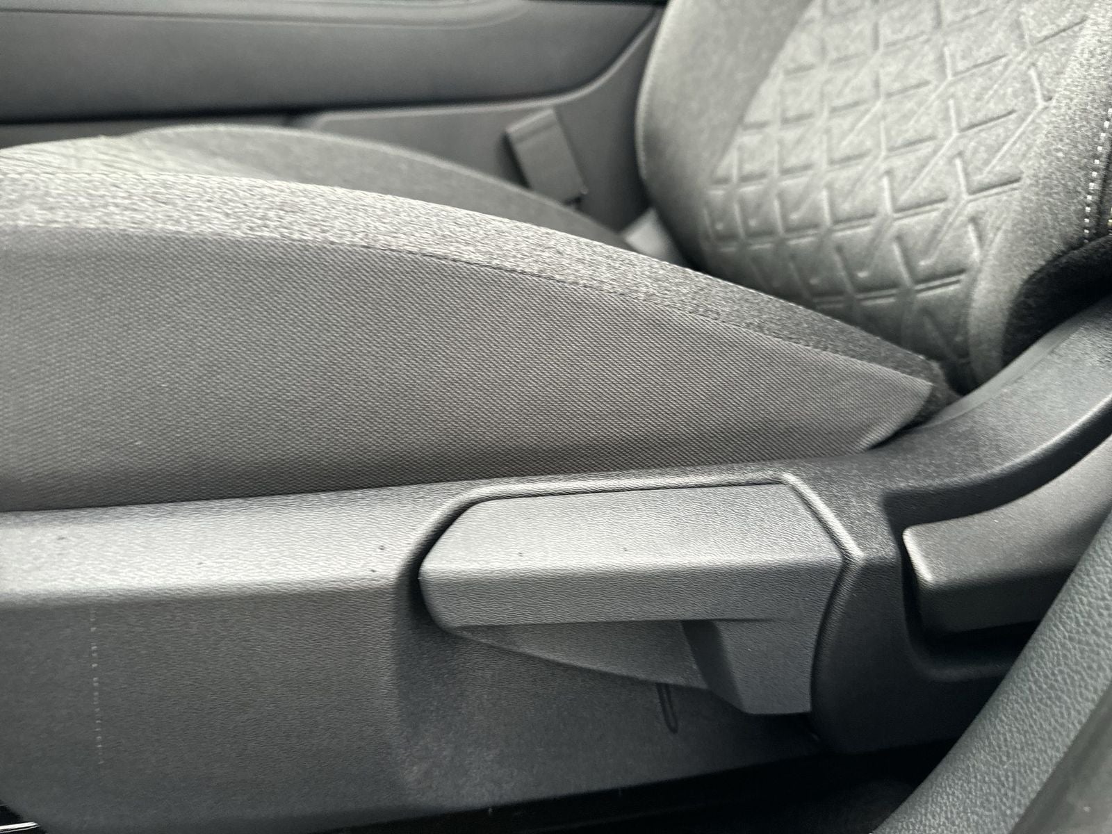 2026 Nissan Kicks SV AWD Cold Weather Package