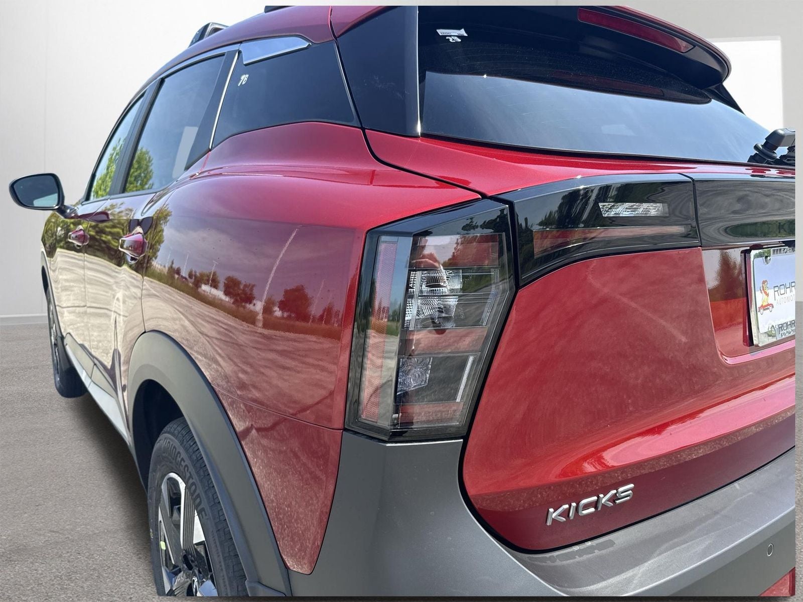 2026 Nissan Kicks SV