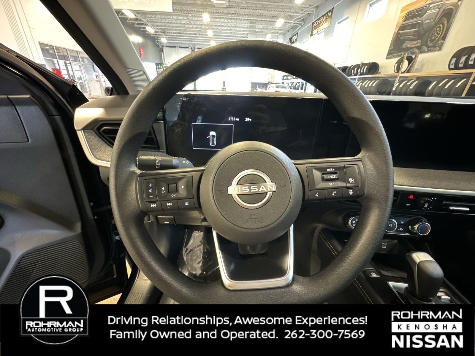 2025 Nissan Kicks SV