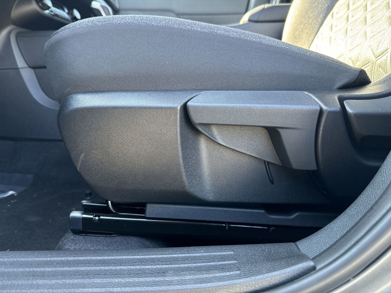 2026 Nissan Kicks SV AWD Premium Package