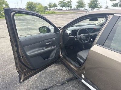 2026 Nissan Kicks SV AWD Cold Weather Package