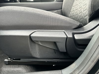 2026 Nissan Kicks SV AWD Premium Package