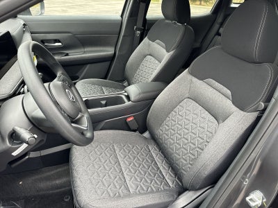 2026 Nissan Kicks SV AWD Premium Package