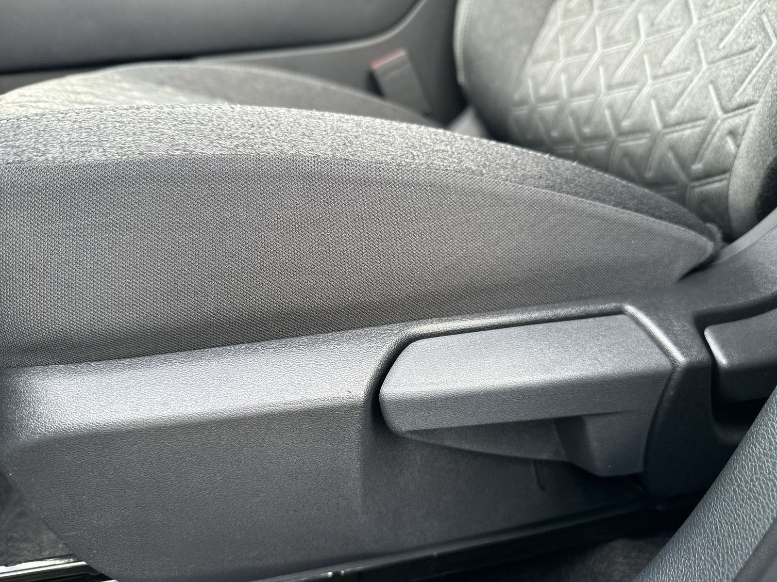 2026 Nissan Kicks SV AWD Premium Package