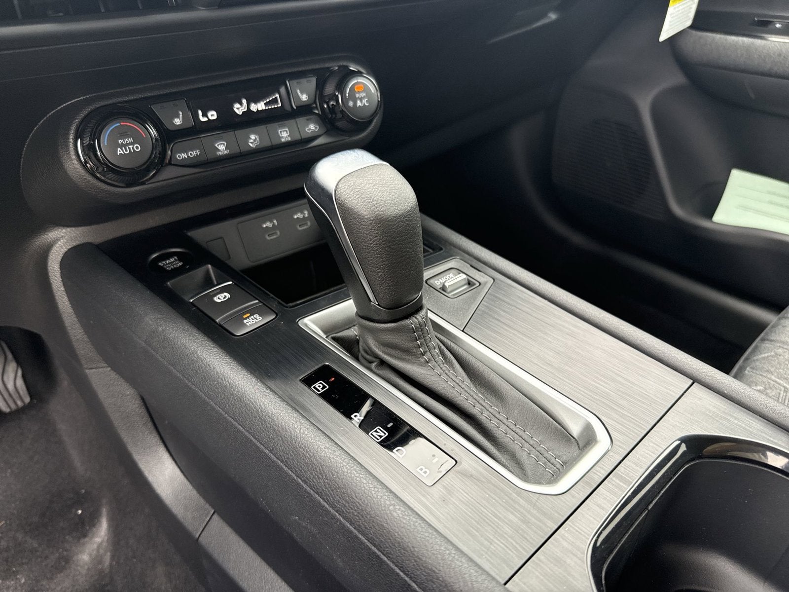 2027 Nissan Kicks SV AWD