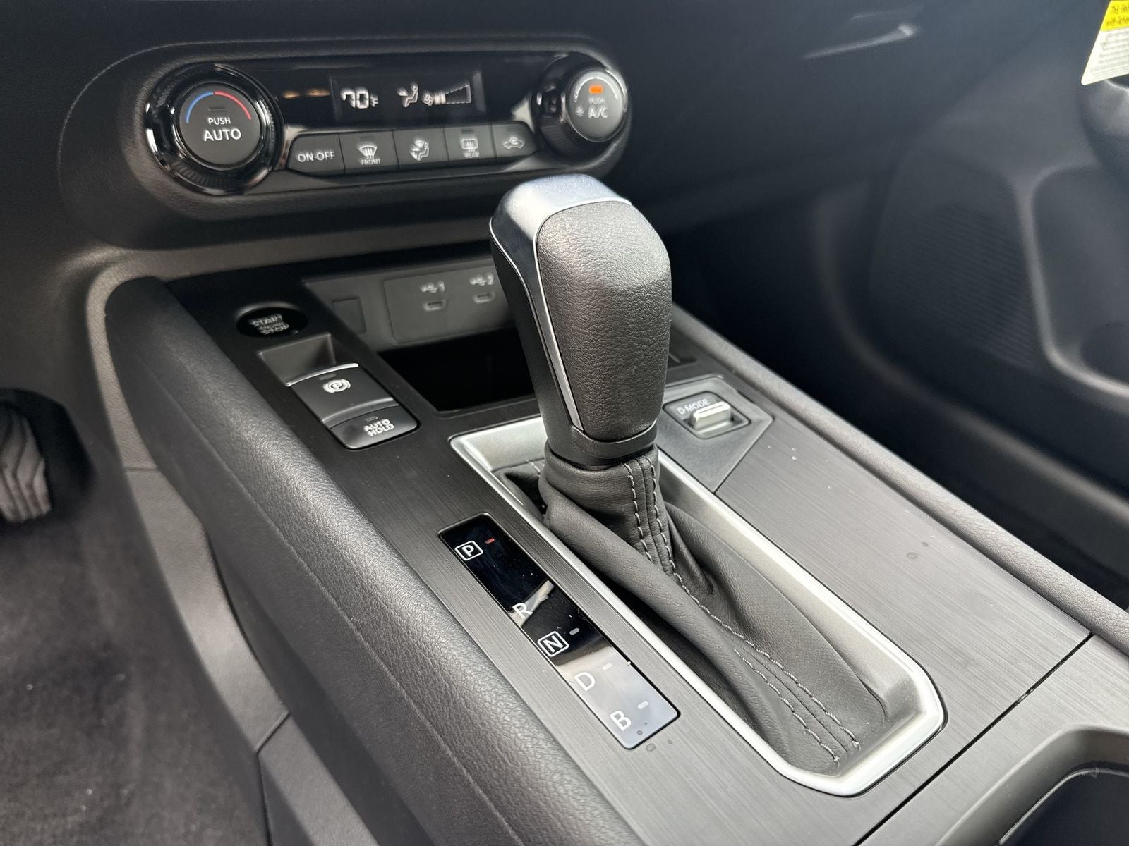 2026 Nissan Kicks SV AWD
