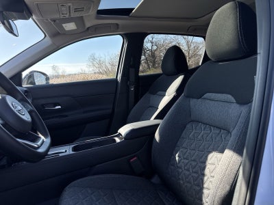 2026 Nissan Kicks SV AWD Premium Package