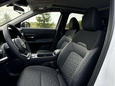 2026 Nissan Kicks SV AWD Premium Package